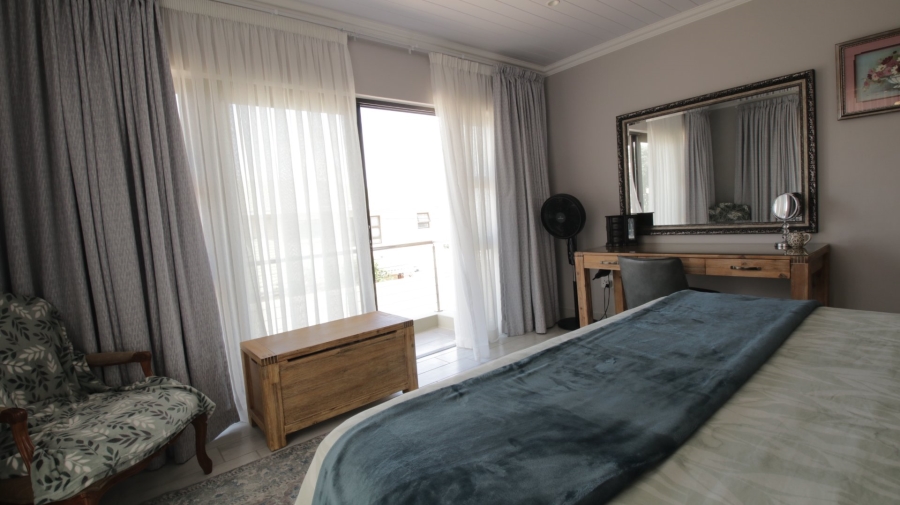 5 Bedroom Property for Sale in Dana Bay Western Cape